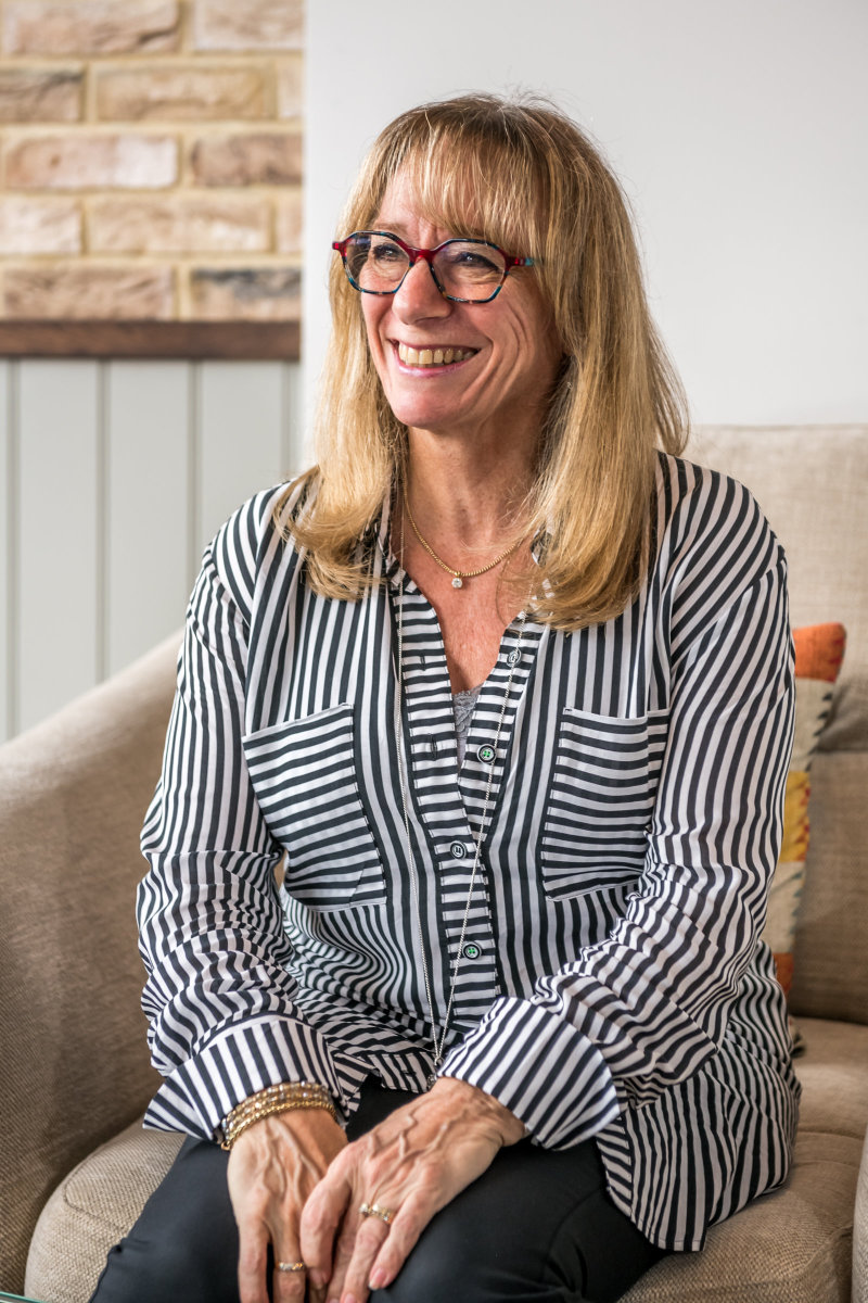 Libby Elliott (aka Wendy Peterman)